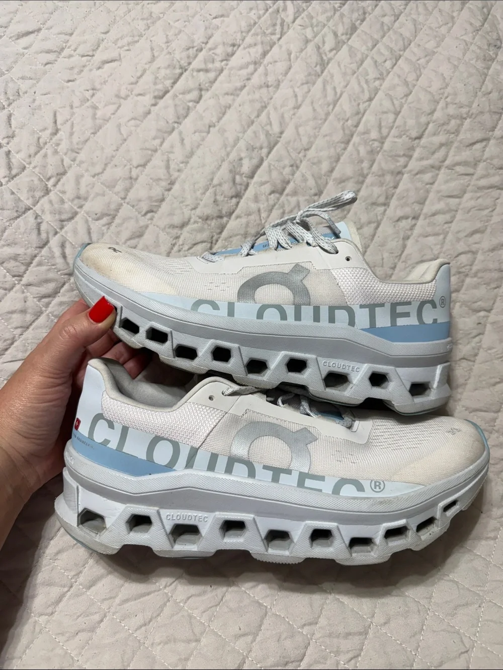 On Cloudcloudlight White & Light Blue Running Sneakers
